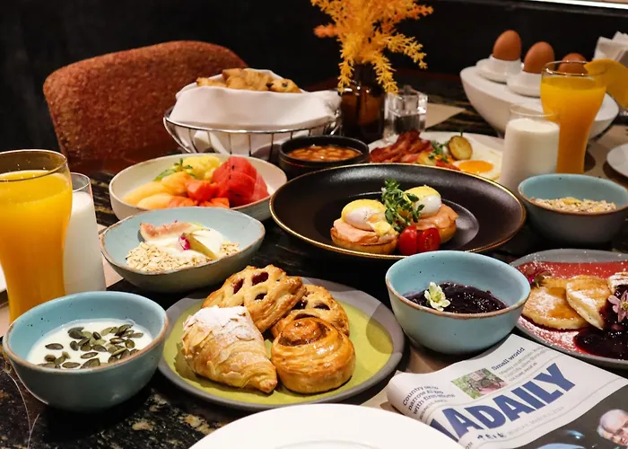 Valia Sukhumvit 24 By Kingston Bangkok