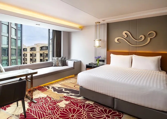 Valia Sukhumvit 24 By Kingston Hotel