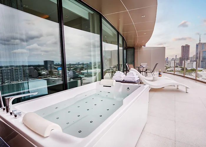 Valia Sukhumvit 24 By Kingston 5*